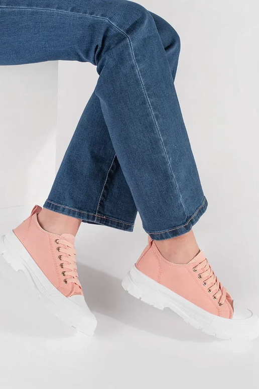 Zapatos clásicos con plataforma en... Zapatos clásicos con plataforma en...