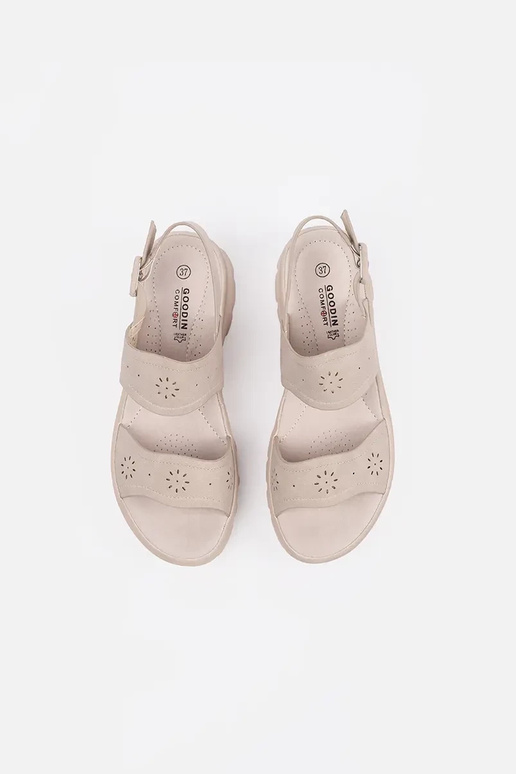 Sandalias color marfil con suela gruesa Sandalias color marfil con suela gruesa