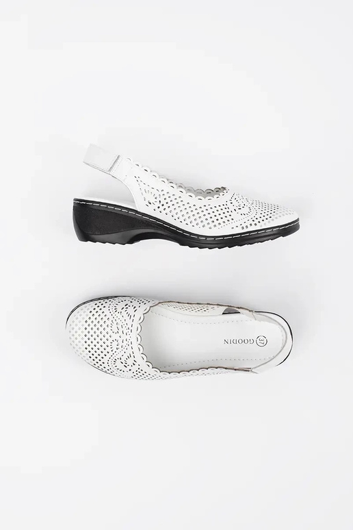 Sandalias de mujer color arena de...