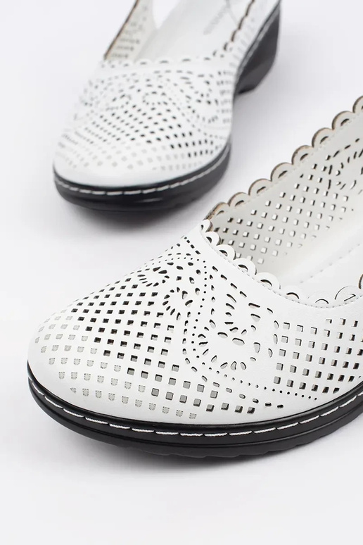 Sandalias de mujer color arena de...