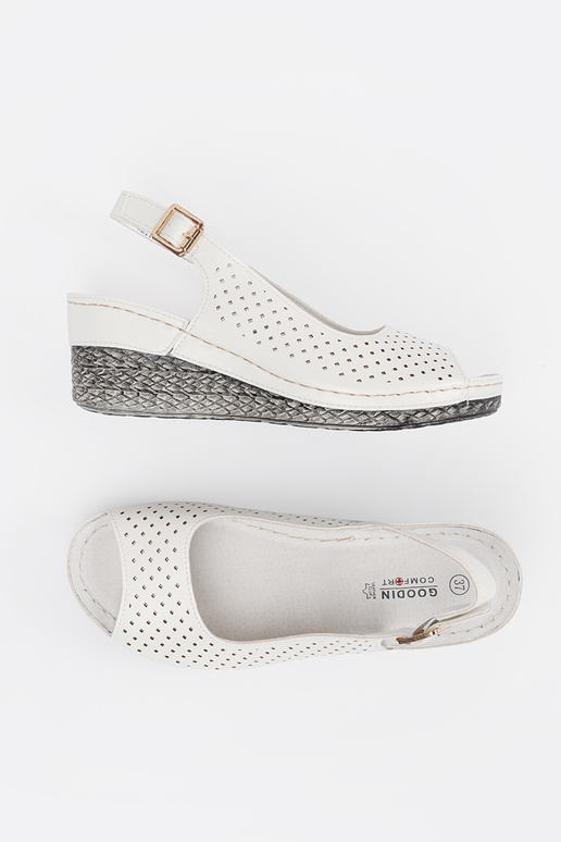 Sandalias caladas color blanco Sandalias caladas color blanco