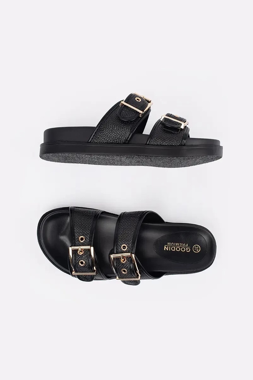 chanclas planas negras con hebillas
