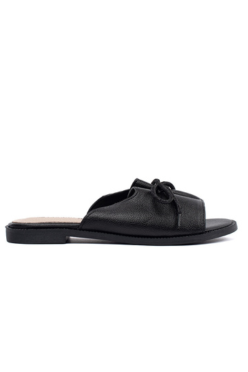 Chanclas negras de mujer...