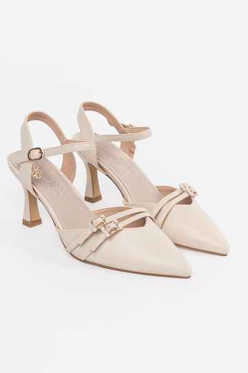 Zapatos de tacón color marfil 2