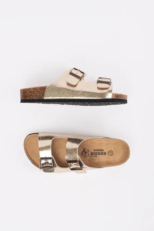 Chanclas planas color dorado Chanclas planas color dorado