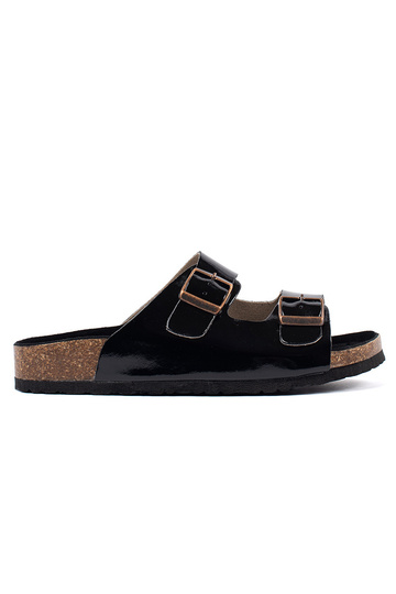 Chanclas negras de mujer en...