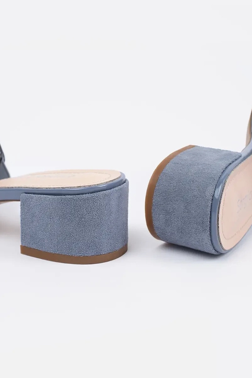 Pantuflas azules de tacón alto Sergio... Pantuflas azules de tacón alto Sergio...