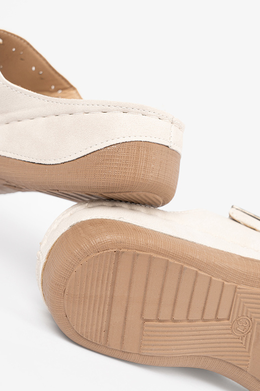 Sandalias de plataforma baja con... Sandalias de plataforma baja con...