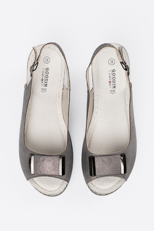 Sandalias grises con cuña para mujer