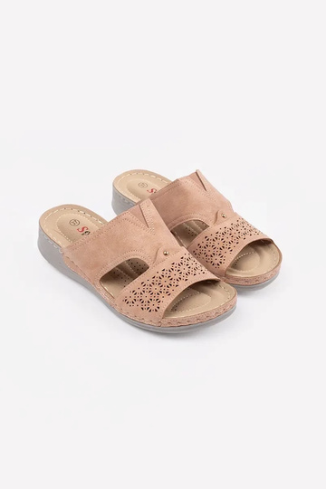 Pantuflas de cuña baja... 2