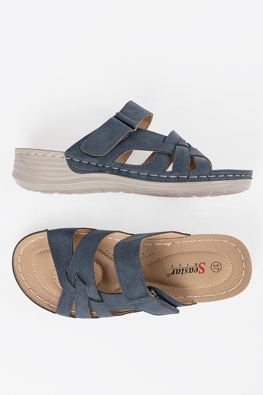 Zapatillas de mujer con flores... Zapatillas de mujer con flores...