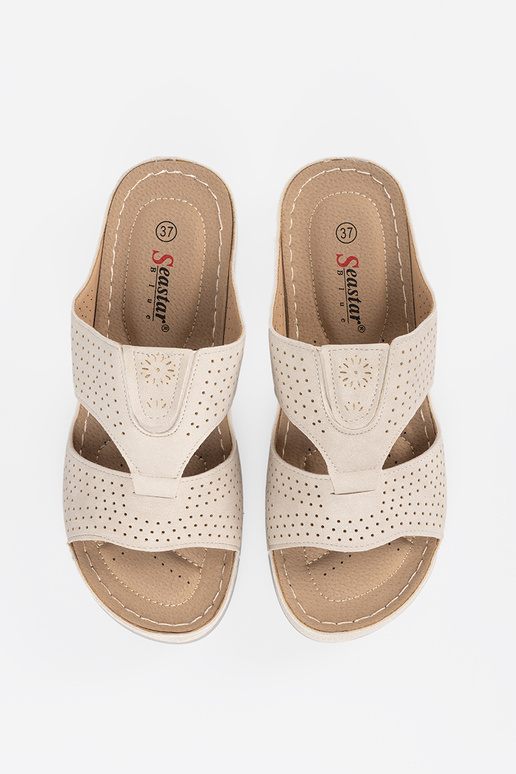 Zapatillas cómodas con equipamiento...