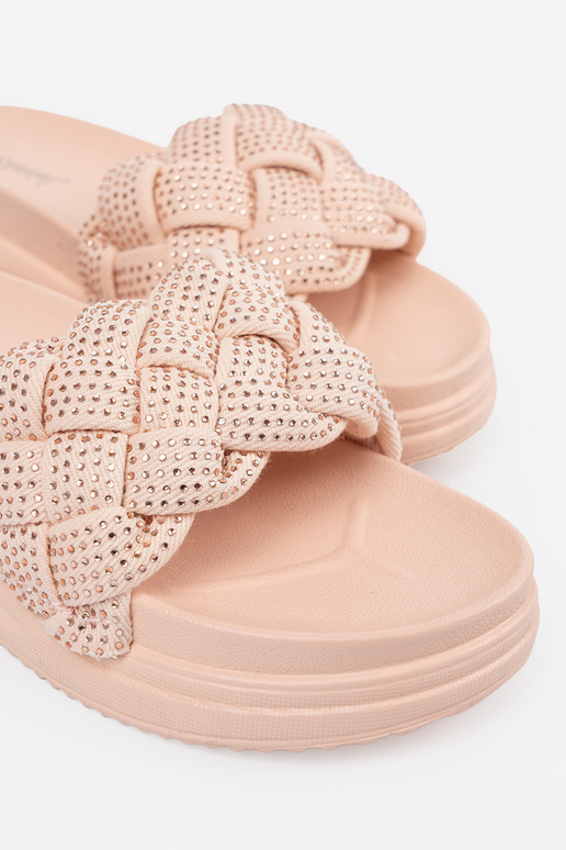 Zapatillas con cristales color rosa Zapatillas con cristales color rosa