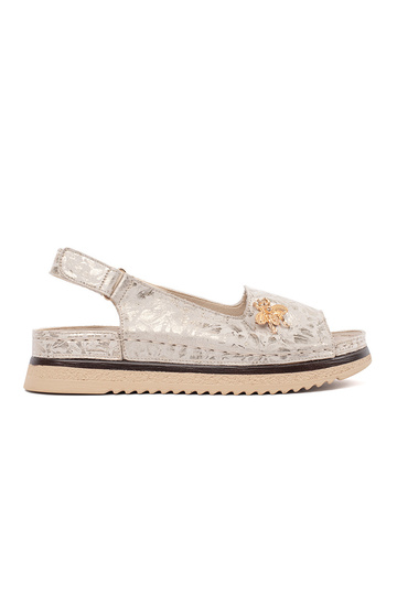 Sandalias color marfil con...