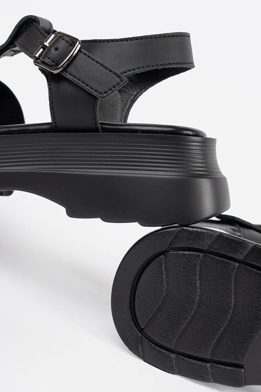 Sandalias negras de tacón grueso Sandalias negras de tacón grueso