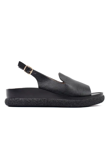 sandalias cómodas negras...