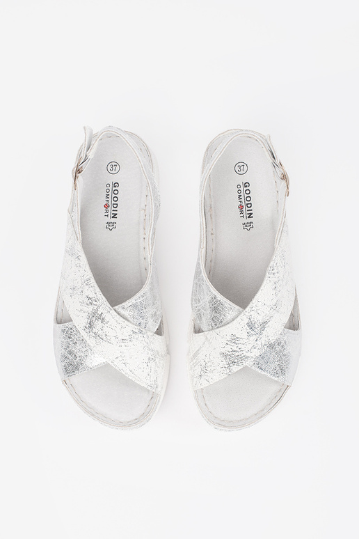 Sandalias planas blancas