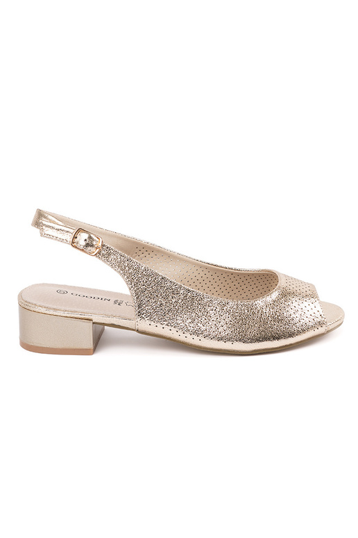 Sandalias doradas de mujer de encaje... Sandalias doradas de mujer de encaje...