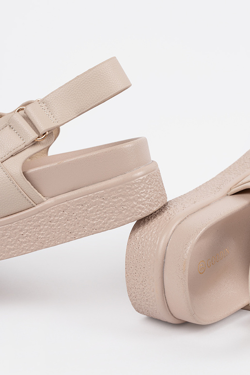 Sandalias elegantes color arena con...