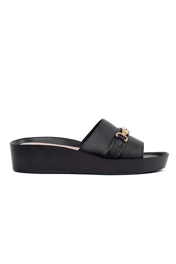 chanclas negras para mujer...