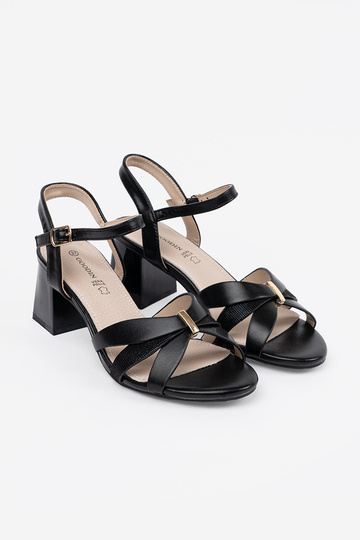Sandalias negras con tacón 2