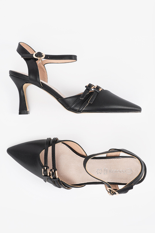 Zapatos de tacón negros