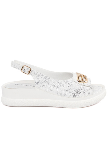 Sandalias blancas con...