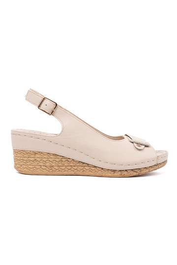Sandalias color marfil en...