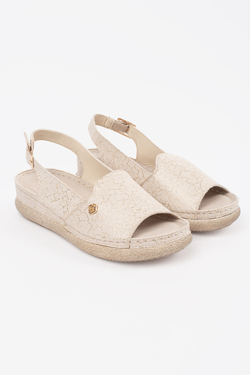 Sandalias de color arena... 2