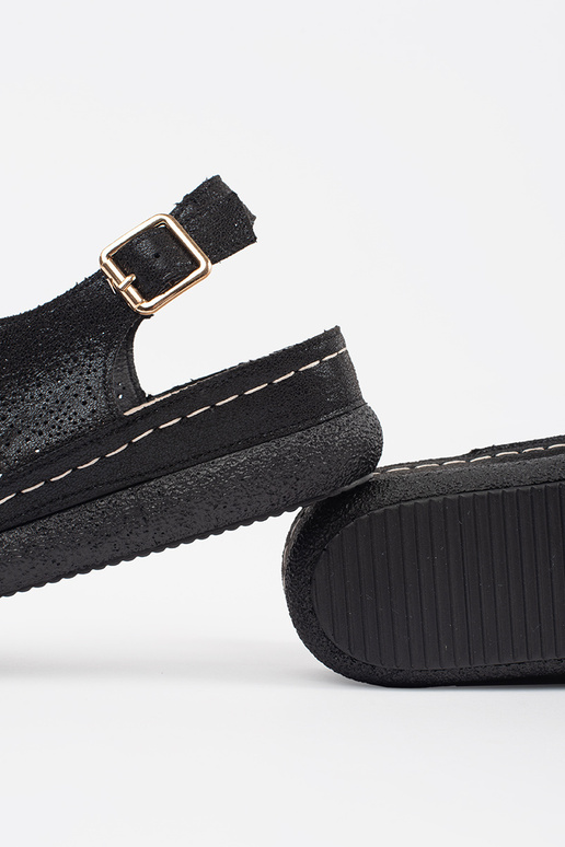 Sandalias negras con plataforma clara Sandalias negras con plataforma clara