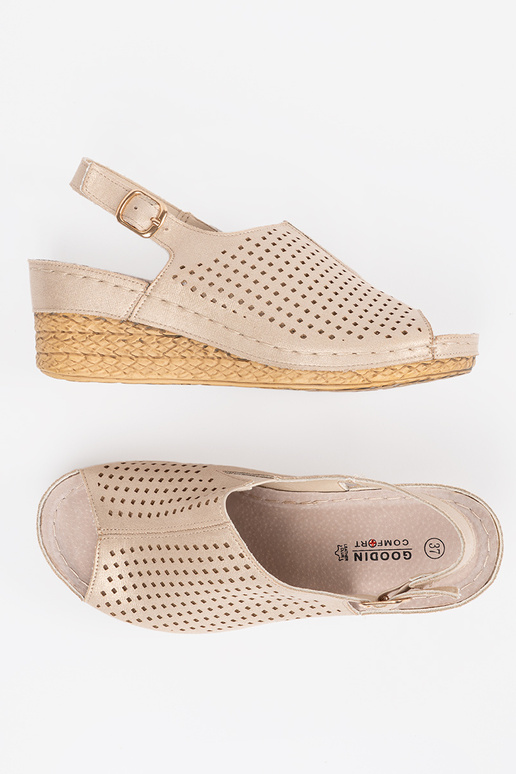 Sandalias de cuña doradas