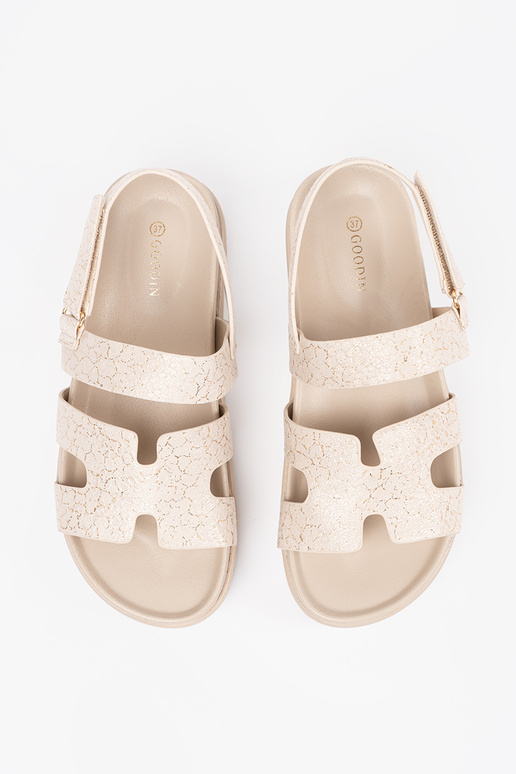 Sandalias clásicas con plataforma...