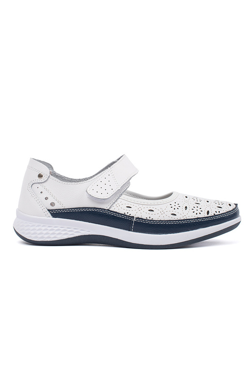 Sandalias de diseño perforado de... Sandalias de diseño perforado de...
