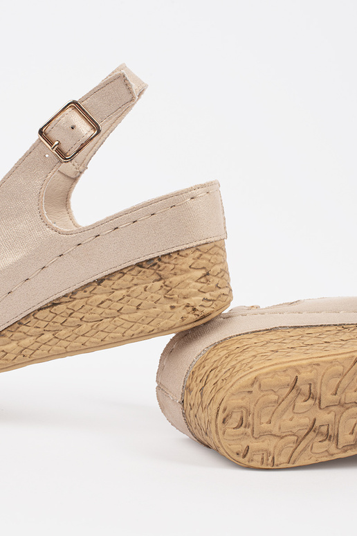 Sandalias de mujer color arena con...