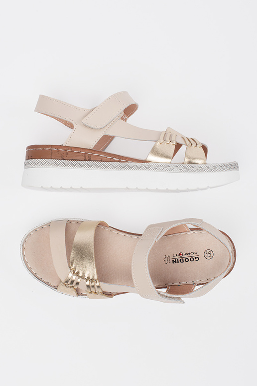 Sandalias con plataforma de color...