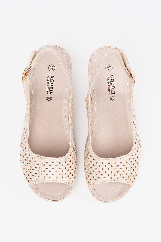 Sandalias de encaje color arena