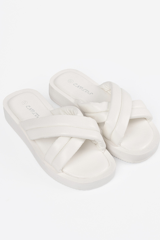 Zapatillas de mujer con plataforma...