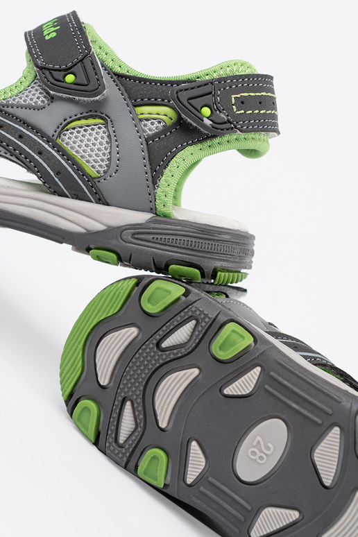 Sandalias para niños de color gris