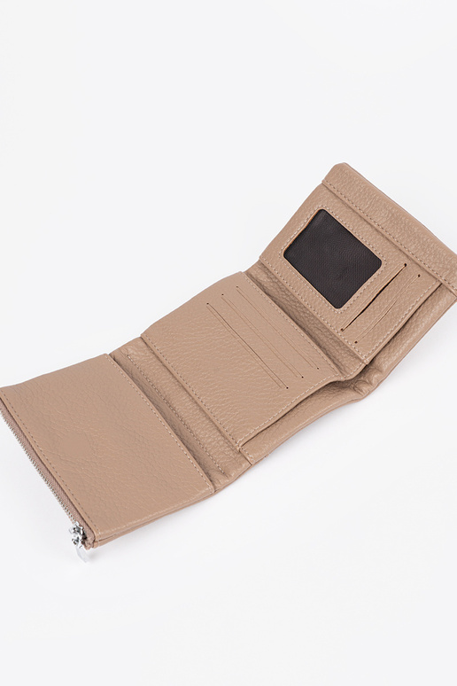 Cartera color arena de mujer de piel...