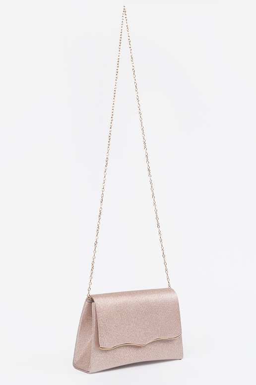 Bolso rosa con cadena