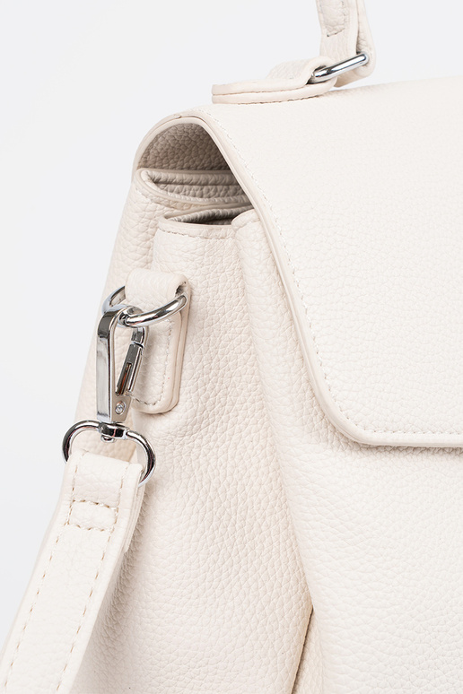 Bolso color arena brillante con asa