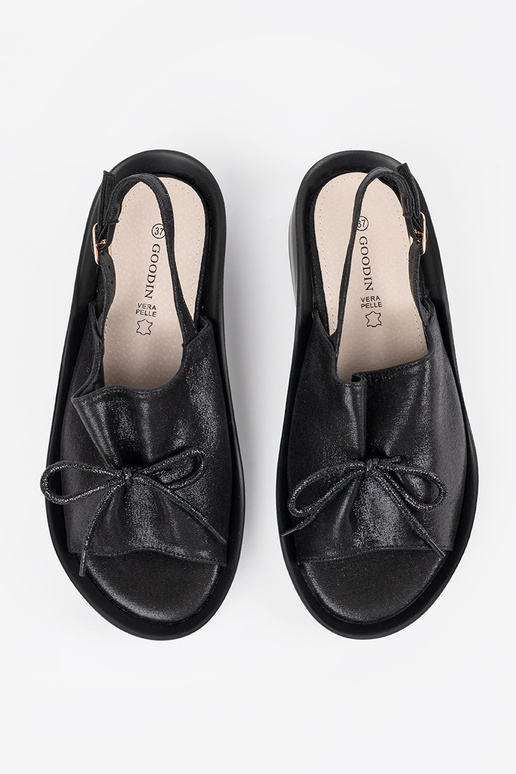 Sandalias negras para mujer en... Sandalias negras para mujer en...