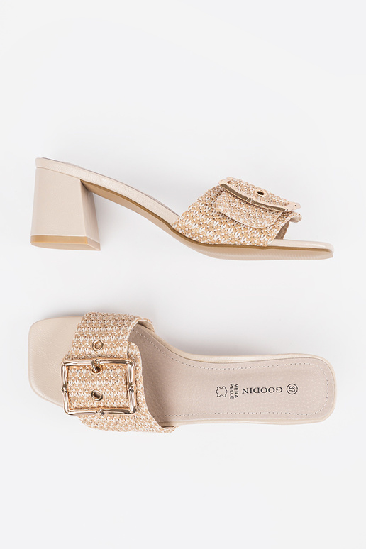 Chanclas color arena de tacón para...