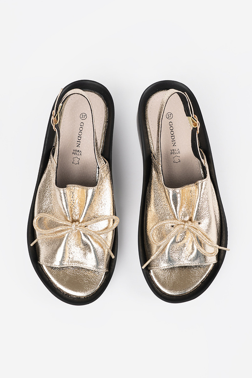 Sandalias doradas para mujer en...