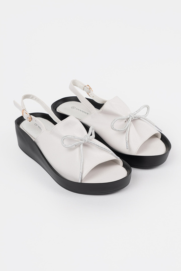 Sandalias blancas para... 2