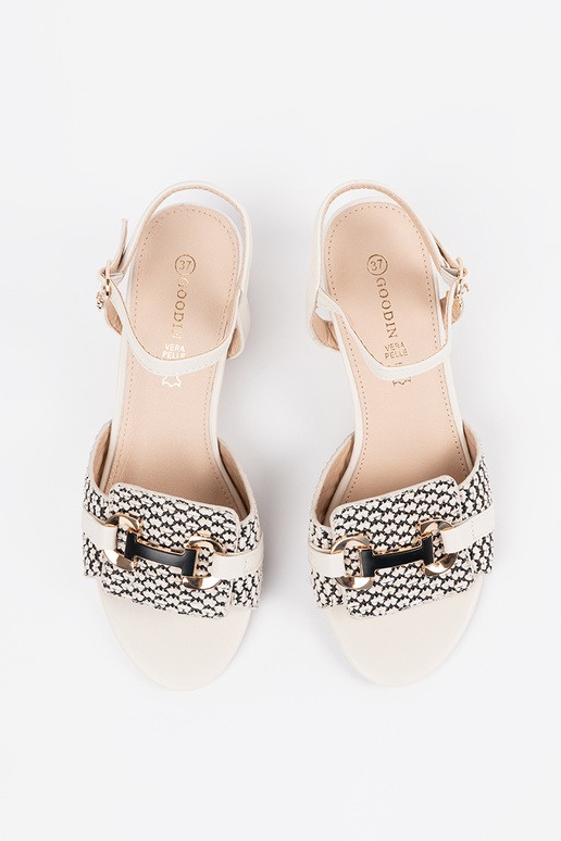 Sandalias blancas para mujer con...