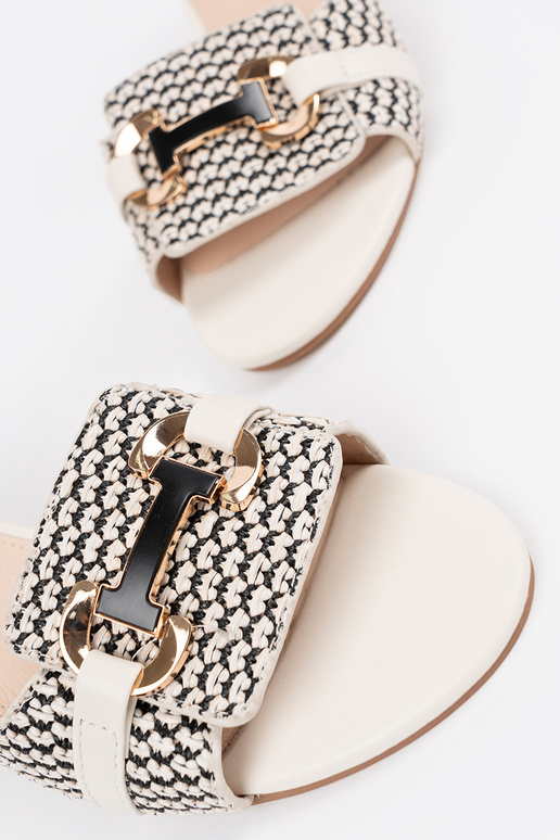 Sandalias blancas para mujer con...