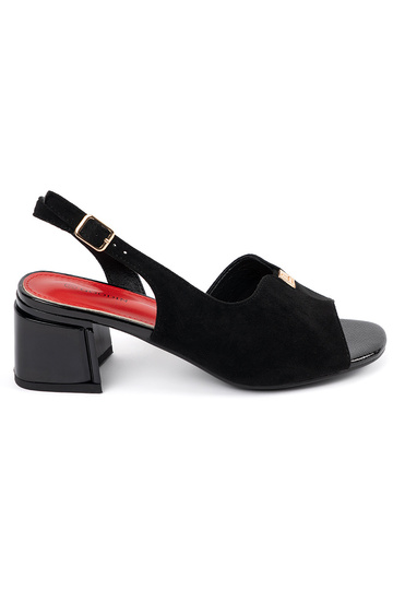 Sandalias de ante negras...
