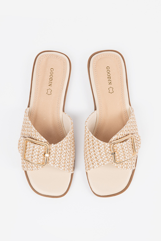 Chanclas color arena con hebillas Chanclas color arena con hebillas