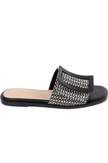 Chanclas planas blanco y negro
